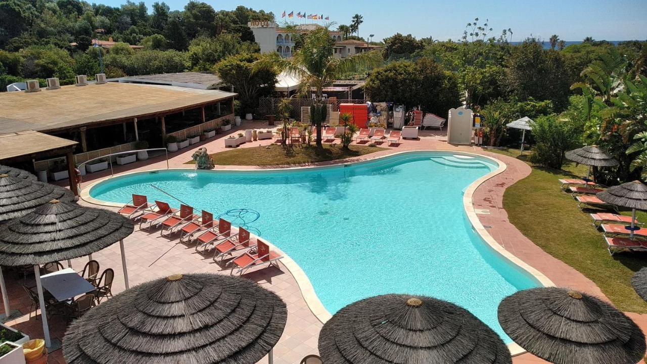 Hotel Altura Villasimius Exteriér fotografie