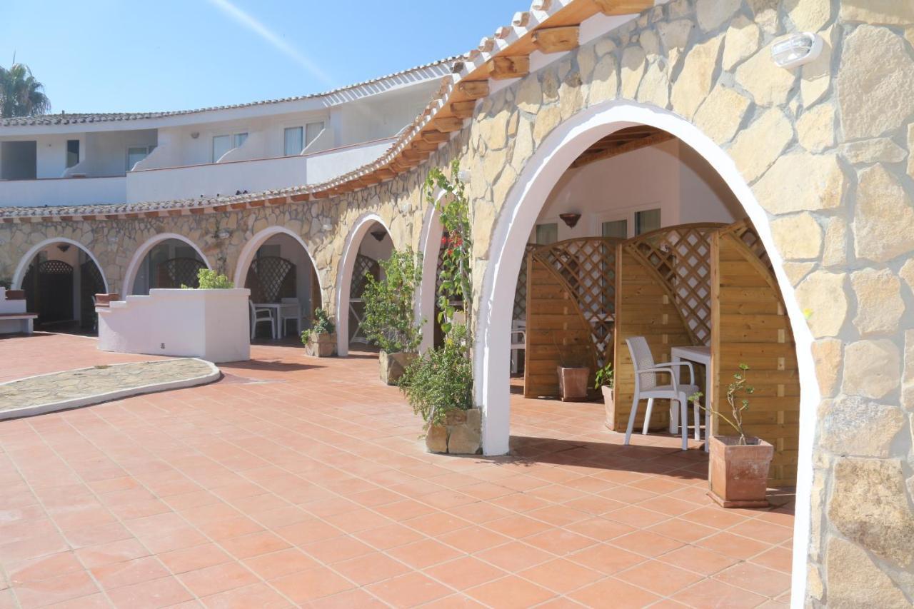 Hotel Altura Villasimius Exteriér fotografie