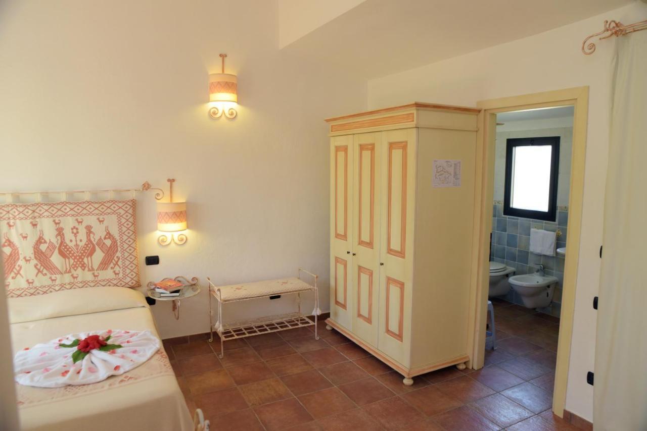 Hotel Altura Villasimius Exteriér fotografie