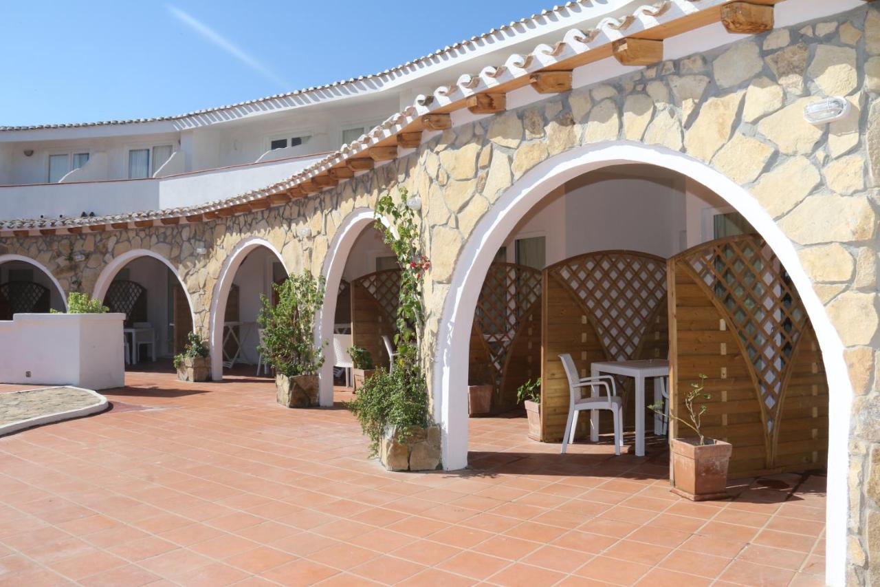 Hotel Altura Villasimius Exteriér fotografie