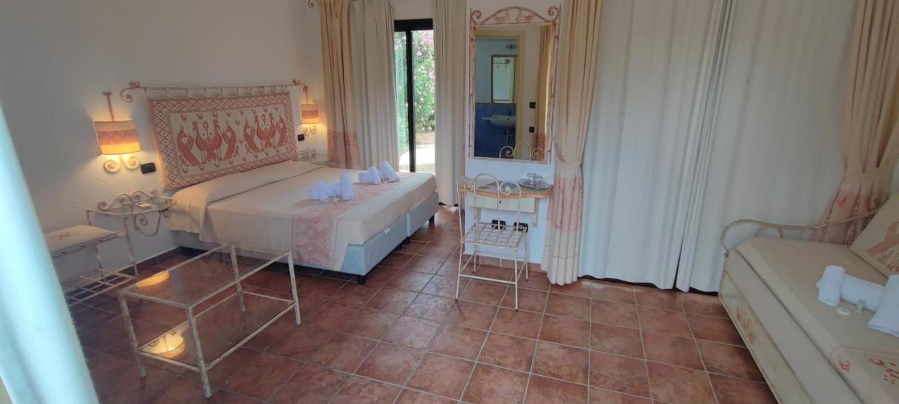 Hotel Altura Villasimius Exteriér fotografie