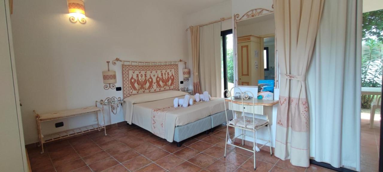 Hotel Altura Villasimius Exteriér fotografie